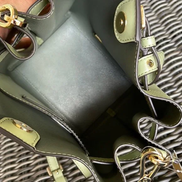 Michael Kors Emilia Small Bucket Bag Messenger Leather Light Sage - Picture 6 of 16
